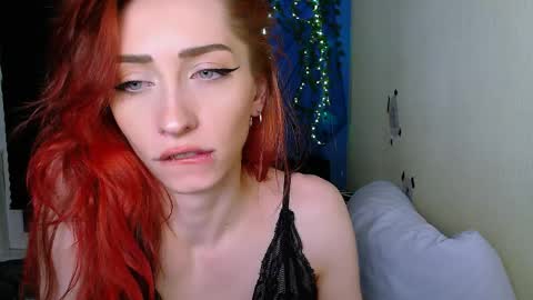 EsteticHouse online show from April 2026 06:16:02 PM