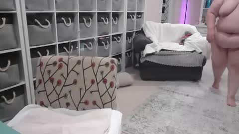 Puggie -  online show from January 2025 11:53:02 AM