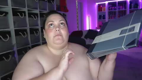 Puggie -  online show from January 2025 12:06:01 AM