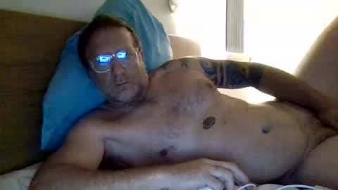 Snapshot of pulllin4u chatting on April 2026 02:36:02 PM pulllin4u online show from April 2026 02:36:02 PM