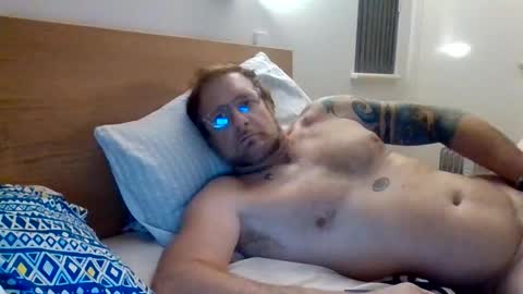 Snapshot of pulllin4u chatting on May 2026 12:45:02 PM pulllin4u online show from May 2026 12:45:02 PM