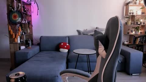 Alisa  lack of vitamin D  online show from October 2025 07:53:02 AM