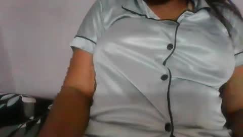 Snapshot of puneripiya chatting on December 2024 05:01:02 PM sania 141414 online show from December 2024 05:01:02 PM