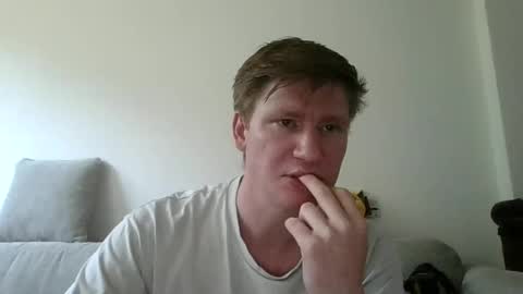 punkindrublic25 online show from May 2026 05:04:02 AM