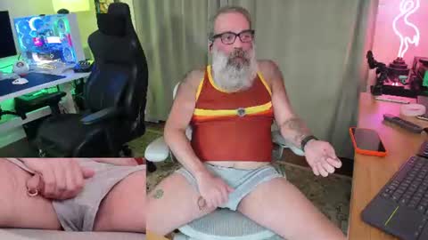 Pup And Papa bear online show from July 2026 03:35:02 AM