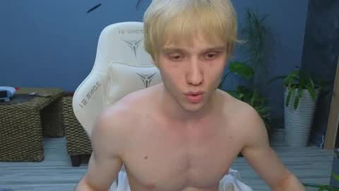 Jesse online show from April 2026 08:25:02 PM