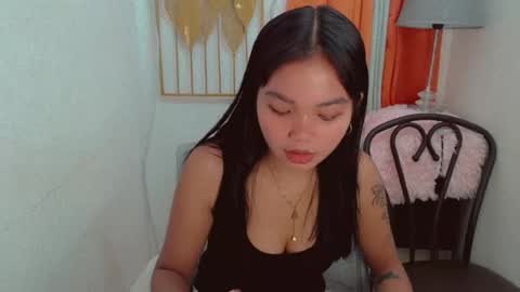 Snapshot of pure_asian_beauty chatting on July 2026 04:43:02 AM zarah online show from July 2026 04:43:02 AM