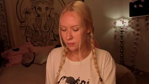 Megan online show from August 2026 01:36:01 PM