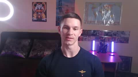 Snapshot of puremenshape chatting on April 2026 03:26:01 PM puremenshape online show from April 2026 03:26:01 PM