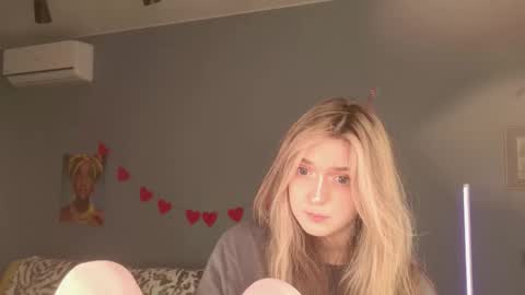 Bella online show from March 2026 05:45:02 AM