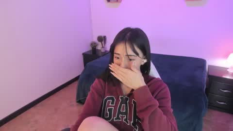 Anna  online show from November 2025 04:05:01 AM