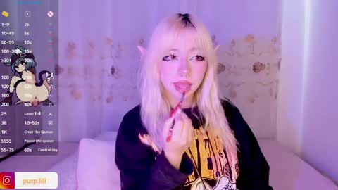 Snapshot of purplelilith3 chatting on May 2026 05:29:02 PM Purple Lilith online show from May 2026 05:29:02 PM