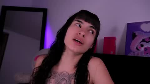 Alynn online show from August 2026 01:53:01 AM