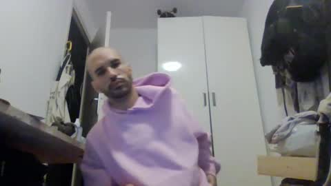 Snapshot of pussyboy32947 chatting on October 2025 09:37:01 PM pussyboy32947 online show from October 2025 09:37:01 PM