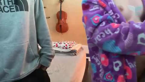 Isis ana Alan online show from February 2026 12:22:02 PM