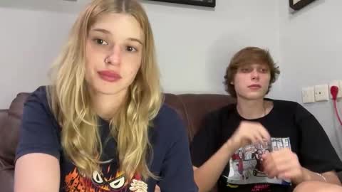 Lina online show from March 2026 04:46:01 PM