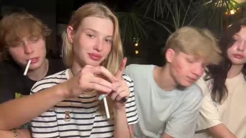 Lina online show from March 2026 01:39:01 PM