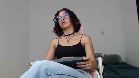 Izumi online show from December 2024 03:18:02 AM