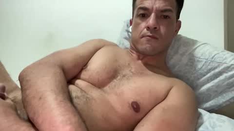puto43gru online show from May 2026 11:06:01 AM