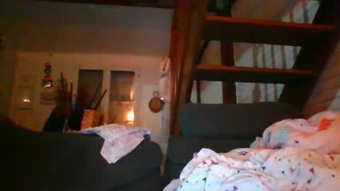 Python online show from October 2025 02:17:02 AM