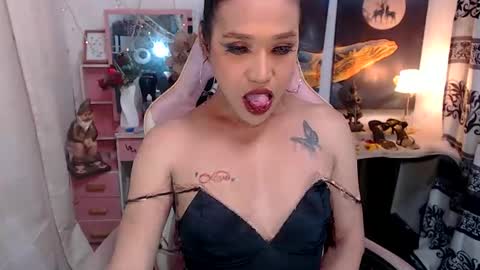 Queen Agatha online show from January 2026 02:44:01 PM