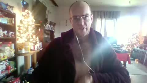 Snapshot of q2phq2ph chatting on December 2025 05:30:01 PM q2phq2ph online show from December 2025 05:30:01 PM