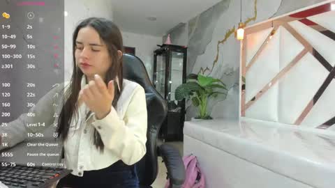 Qetsyah online show from April 2026 01:40:01 PM