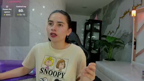 Qetsyah online show from April 2026 06:21:01 PM