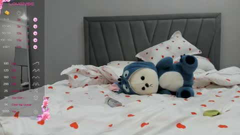 Snapshot of qimiqo chatting on October 2025 04:04:01 PM Kimi online show from October 2025 04:04:01 PM