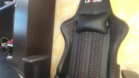 L online show from January 2025 10:40:01 PM