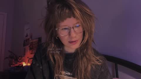 Snapshot of quack__quack chatting on February 2025 03:36:02 PM online show from February 2025 03:36:02 PM