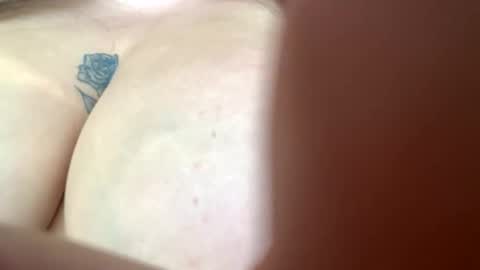 Snapshot of queeeendeepthrot chatting on October 2025 06:03:01 PM Bigtitanalslut online show from October 2025 06:03:01 PM