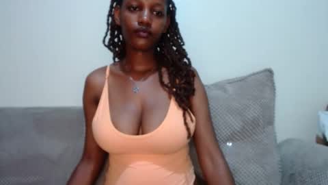 Snapshot of queen74890 chatting on September 2025 04:13:02 AM queen74890 online show from September 2025 04:13:02 AM