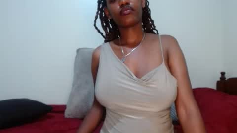 Snapshot of queen74890 chatting on September 2025 04:06:01 AM queen74890 online show from September 2025 04:06:01 AM