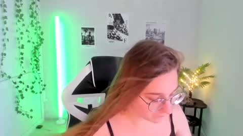 Amelie online show from July 2026 08:18:02 AM