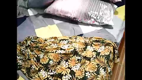 queen_ava05 online show from October 2025 07:47:02 PM