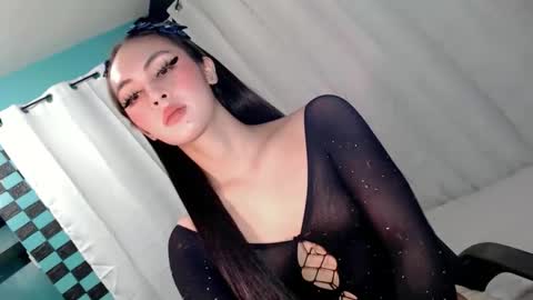 queen_danaya online show from April 2026 12:23:01 AM