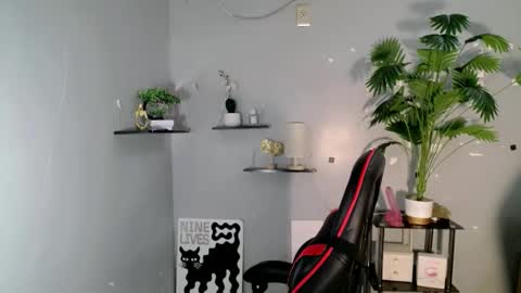 queen_danaya online show from June 2026 11:27:02 PM