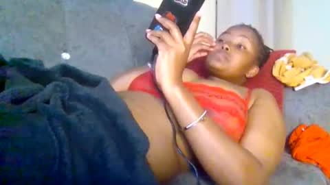 queen_doli online show from May 2026 01:02:04 AM