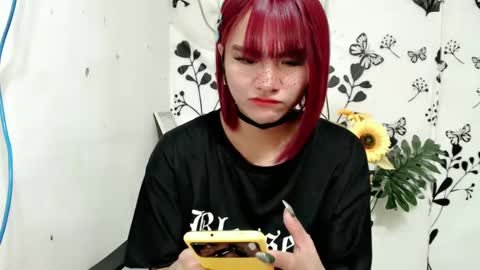 Snapshot of queen_elicktra chatting on January 2025 10:38:02 AM JOY online show from January 2025 10:38:02 AM