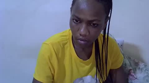 queen_fantacy online show from March 2026 11:43:01 PM