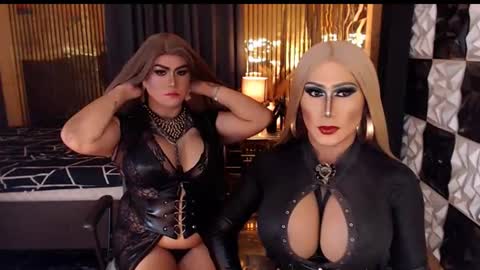 queen_horsecock online show from June 2026 02:25:02 PM