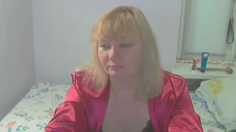 Snapshot of queen_jane8 chatting on May 2026 02:27:02 PM queen_jane8 online show from May 2026 02:27:02 PM