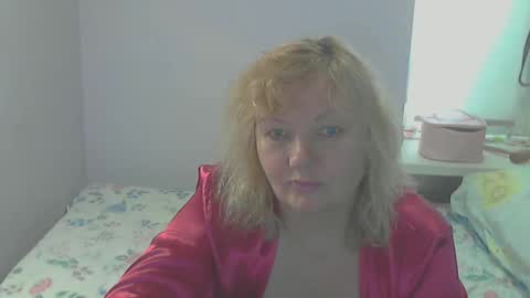 Snapshot of queen_jane8 chatting on May 2026 11:49:02 AM queen_jane8 online show from May 2026 11:49:02 AM