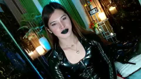 Snapshot of queen_kendalx19 chatting on October 2025 09:32:02 AM Kendal online here from 6am-3pm philippine time online show from October 2025 09:32:02 AM