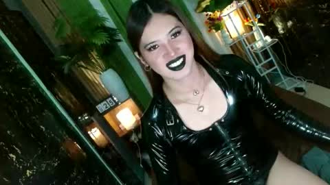 Snapshot of queen_kendalx19 chatting on October 2025 11:34:01 PM Kendal online here from 6am-3pm philippine time online show from October 2025 11:34:01 PM