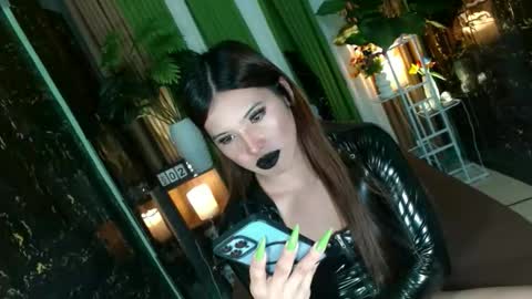 Snapshot of queen_kendalx19 chatting on November 2025 12:51:01 PM Kendal online here from 6am-3pm philippine time online show from November 2025 12:51:01 PM