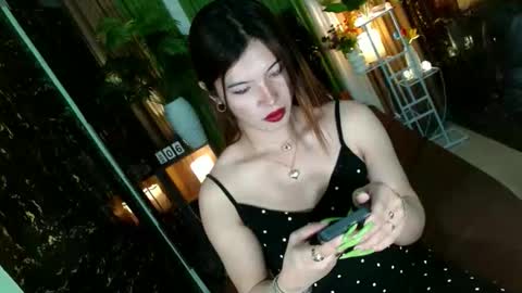 Snapshot of queen_kendalx19 chatting on November 2025 08:48:01 AM Kendal online here from 6am-3pm philippine time online show from November 2025 08:48:01 AM