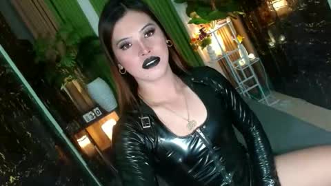 Snapshot of queen_kendalx19 chatting on November 2025 10:24:01 PM Kendal online here from 6am-3pm philippine time online show from November 2025 10:24:01 PM