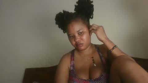 Snapshot of queen_kikih chatting on May 2026 07:58:01 AM Queen kikih online show from May 2026 07:58:01 AM